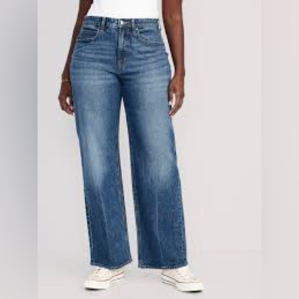 EUC Old Navy Extra High-Waisted Sky-Hi Wide-Leg Jeans | 16 Regular